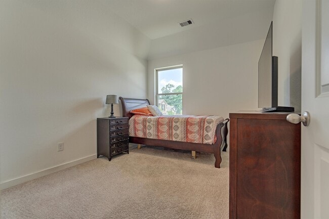 Building Photo - 27129 Ivorywood Dr