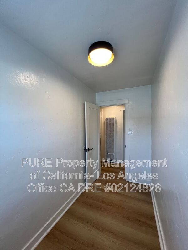 Building Photo - 625 W 23rd St