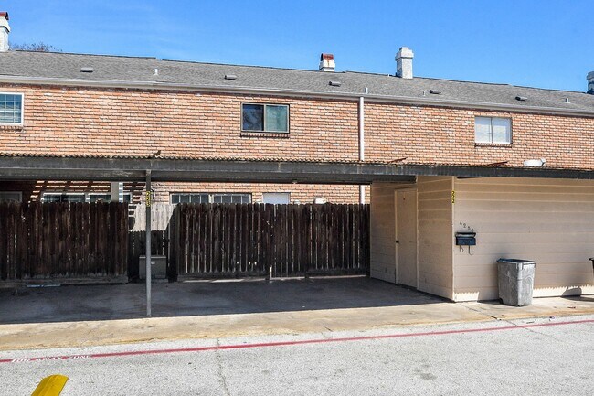 Building Photo - 4258 Belle Park Dr