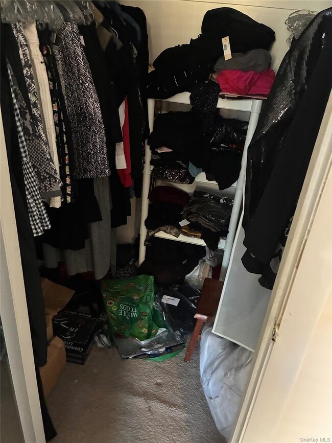 Building Photo - 55 Country Club Ln