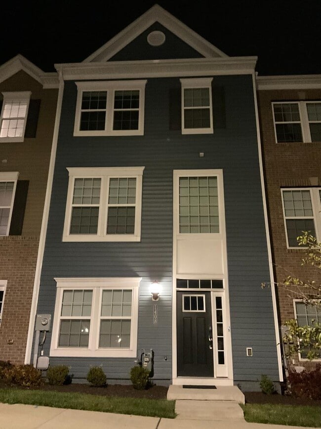 Building Photo - 1408 Clingmans Dome Dr