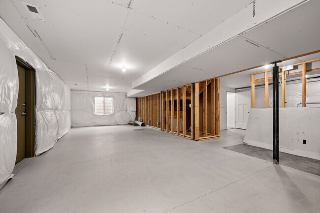 Building Photo - A Beautiful Home in the Heart of Pueblo West!