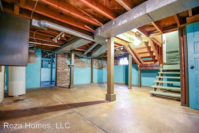 Building Photo - 3 br, 1.5 bath House - 315 S Florence