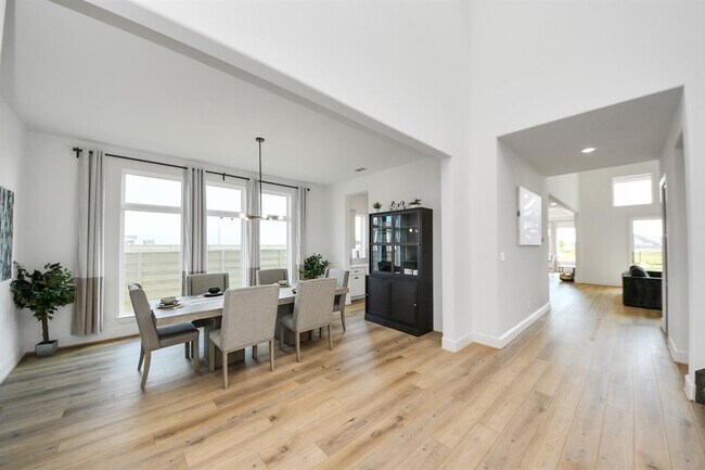 Building Photo - 4914 Olive Province Ln