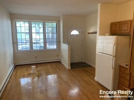 Building Photo - 202 Hurley St