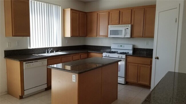 Building Photo - 37239 Winged Foot Rd