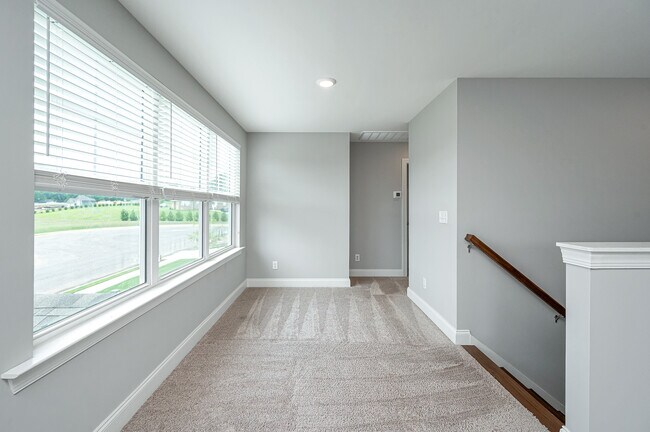 Building Photo - 60 Sumter Wy