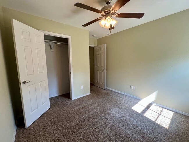 Building Photo - Beautiful 3 Bedroom Home in Southfield Heights Addition  **First Full Month's Rent FREE**