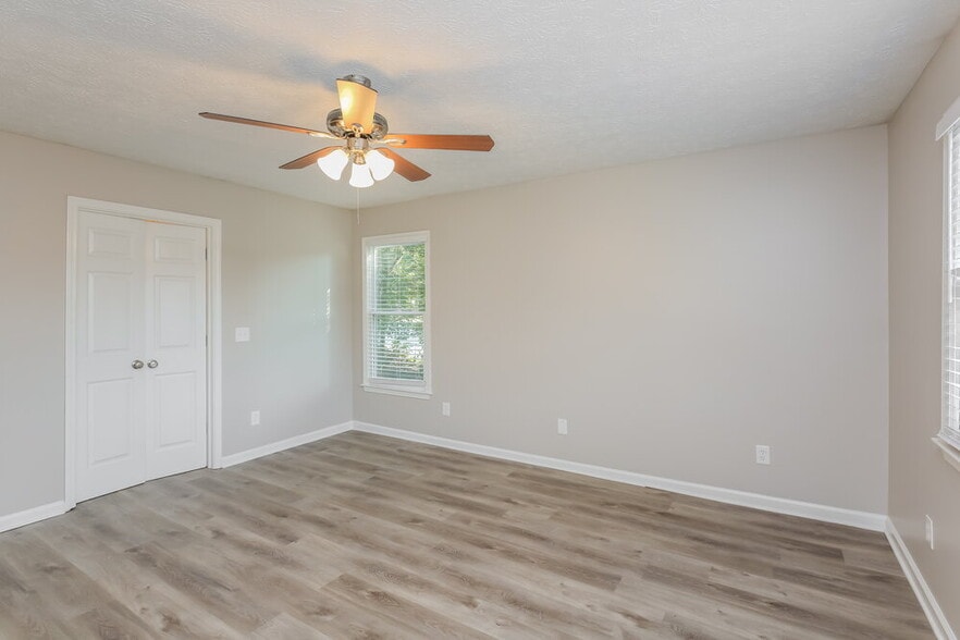 Building Photo - 4988 Wynhurst Way