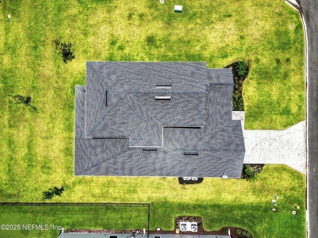 Building Photo - 24 Tradesman Ln