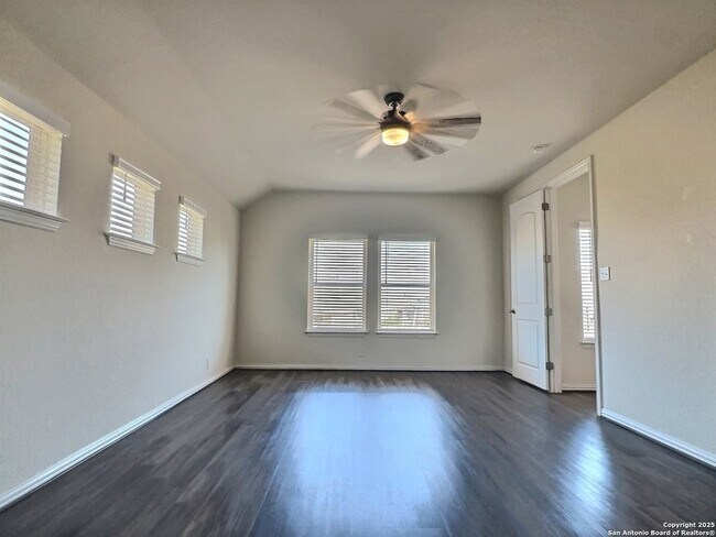 Building Photo - 6702 Encore Oaks