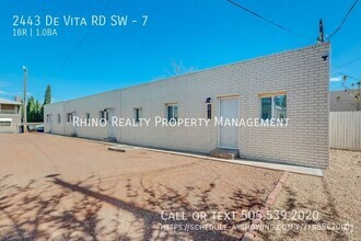 Building Photo - 2443 De Vita Rd SW