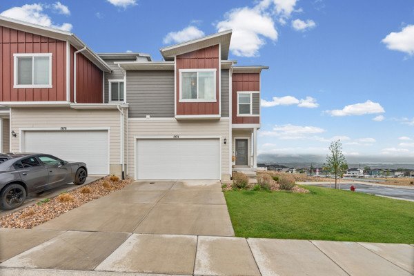 Building Photo - 1974 Red Yearling Dr