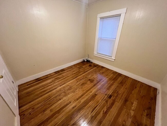 Building Photo - 23-25 Dale Street