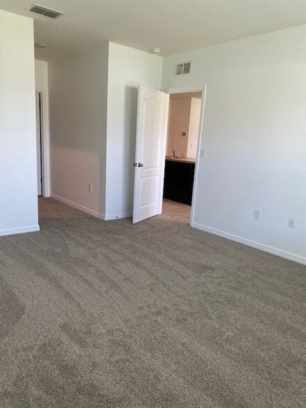 Building Photo - 175 Grove Branch Rd