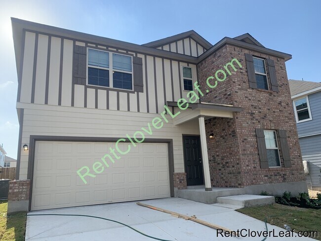 Primary Photo - Available Now: 5 bed 3 Full bath