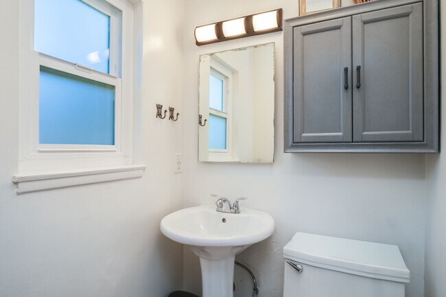 Building Photo - RARE! Lovely and Spacious Clairemont 4BD/2BA Home on Tecolote Canyon! - $5,995/mo!