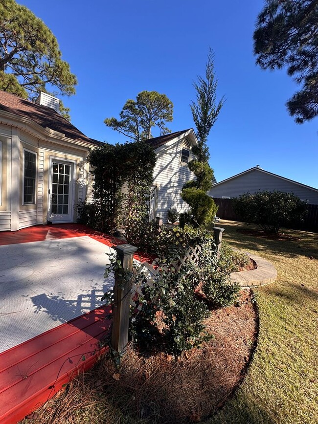 Building Photo - The BEST location there is-- Newly Renovated 3 bedroom home!