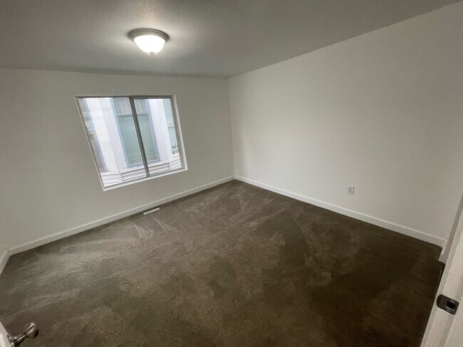 Building Photo - 1224 W Sinto Ave