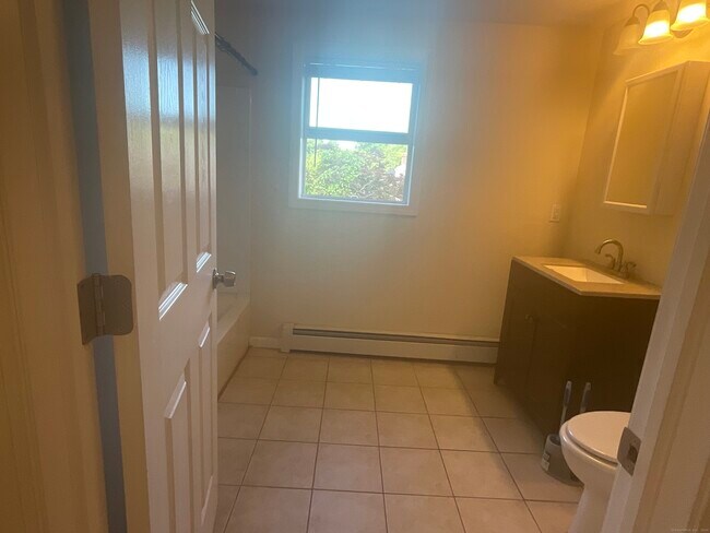 Building Photo - 21 Cooley Ave