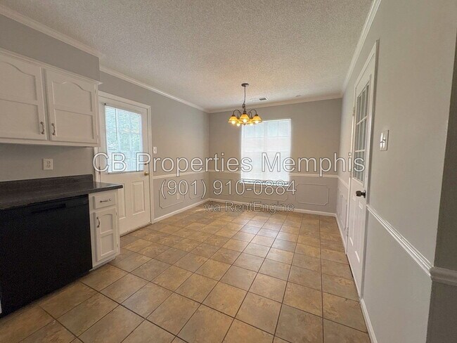 Building Photo - 6428 Valleydale Dr