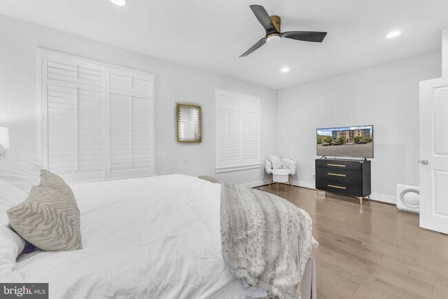 Building Photo - 5106 Fillmore Ave