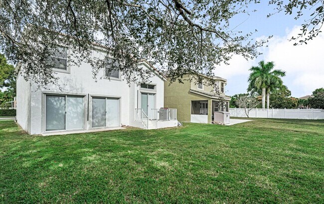 Building Photo - Spacious 4-Bedroom with 3 Full Baths in Royal Palm Beach!