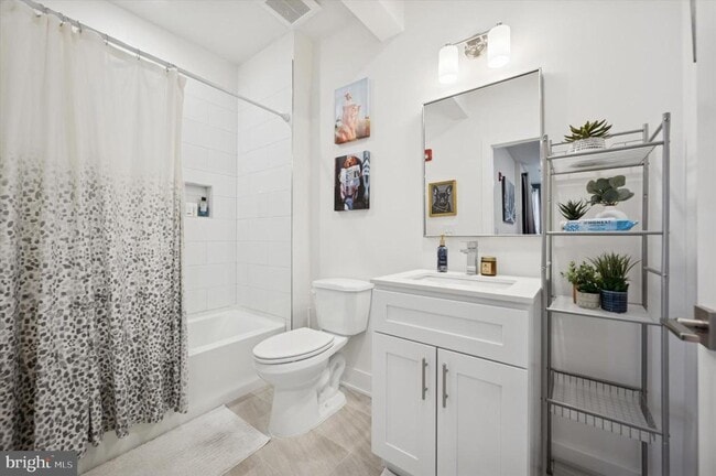 Building Photo - 1148 N 2nd St