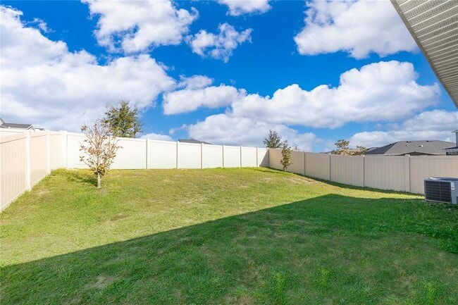 Building Photo - 9121 Oscraft Dr