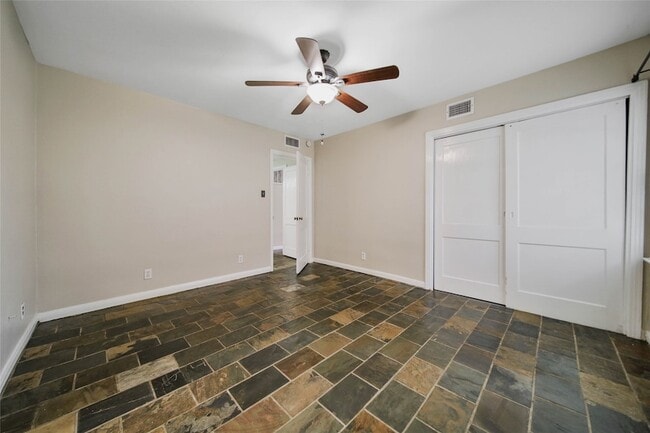 Building Photo - 4505 Larch Ln