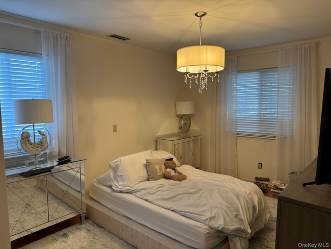 Building Photo - 7 B Orchard Beach Rd