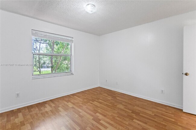 Building Photo - 15076 SW 51st St