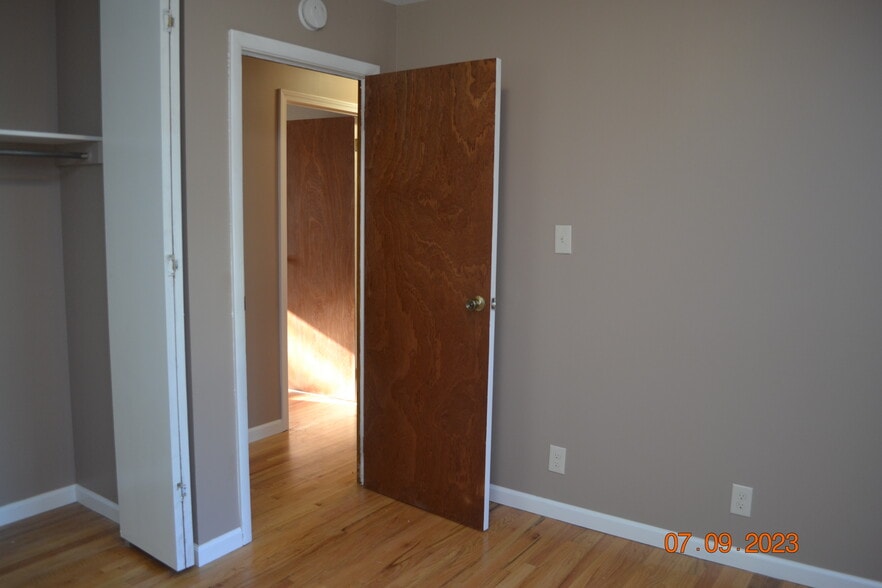 BR #2 door to hall (Master BR door seen beyond) - 15314 Fuller Ave