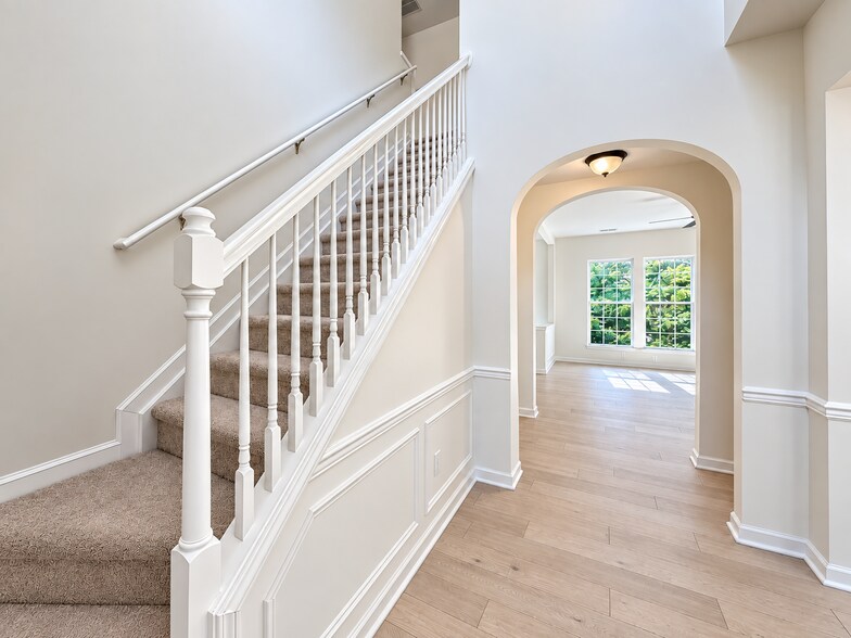 Building Photo - 112 Huntersville Rd