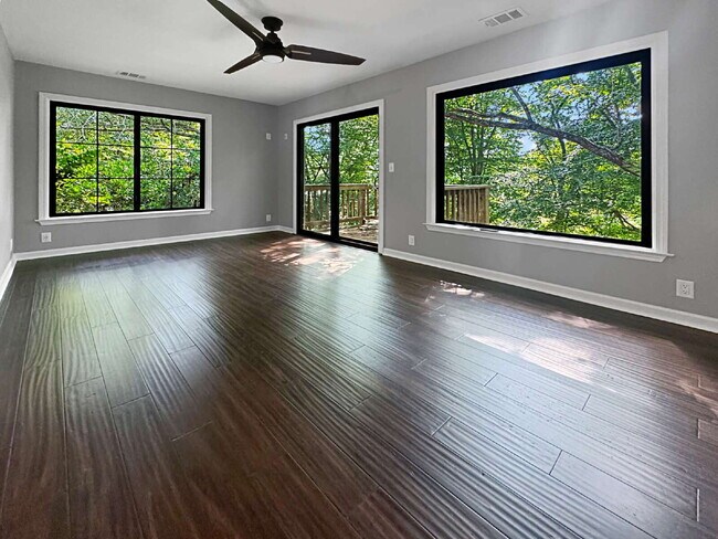 Building Photo - Modern Lake Lanier Retreat | 3BR/3.5BA | Private Swim Dock