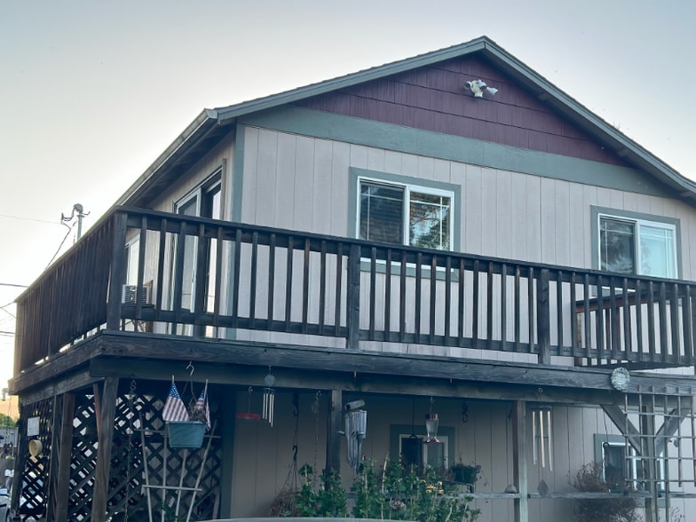Primary Photo - 405 Chestnut St