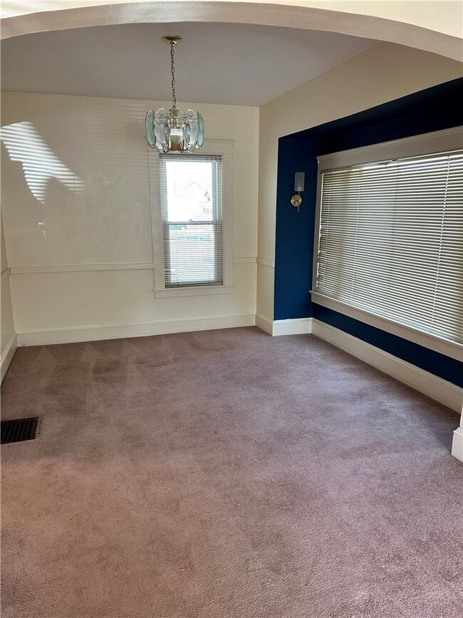 Building Photo - 970 Scio St