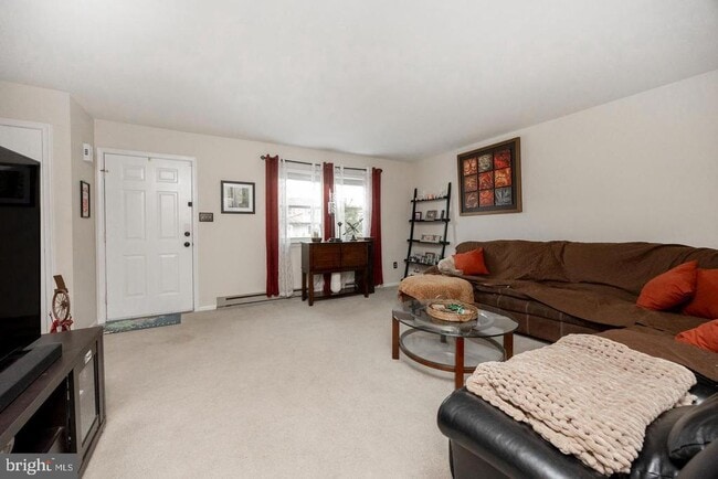Building Photo - 65 Pennypacker Dr