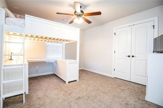 Building Photo - 1700 Abbey Ln