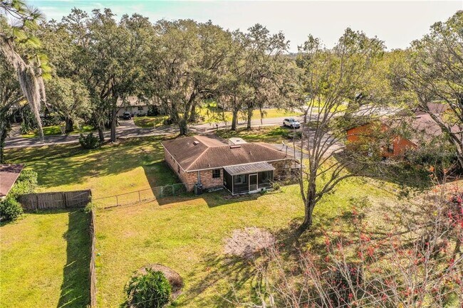 Building Photo - 8510 N Campbell Rd
