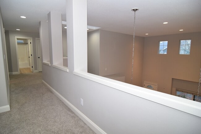 Building Photo - 21524 SW Parkin Ln