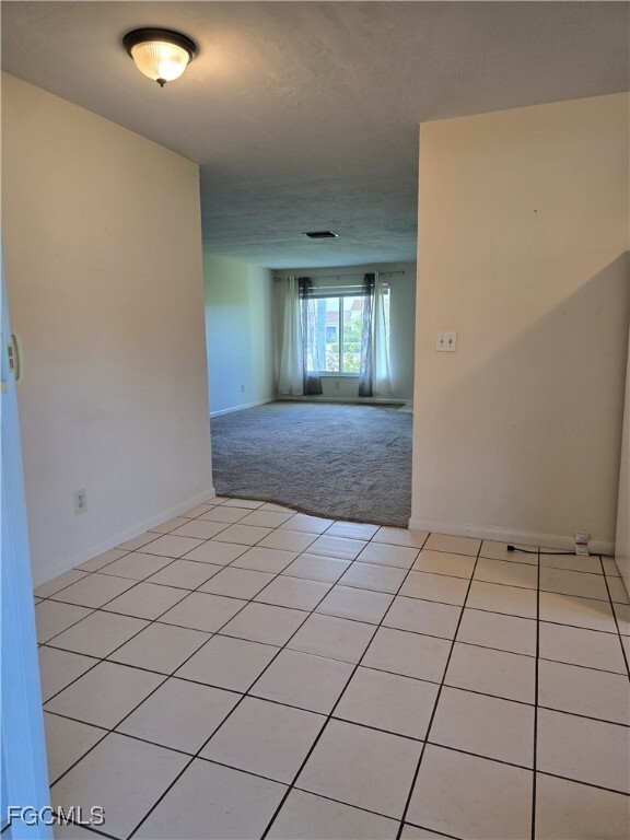 Building Photo - 820 Cape Coral Pkwy W
