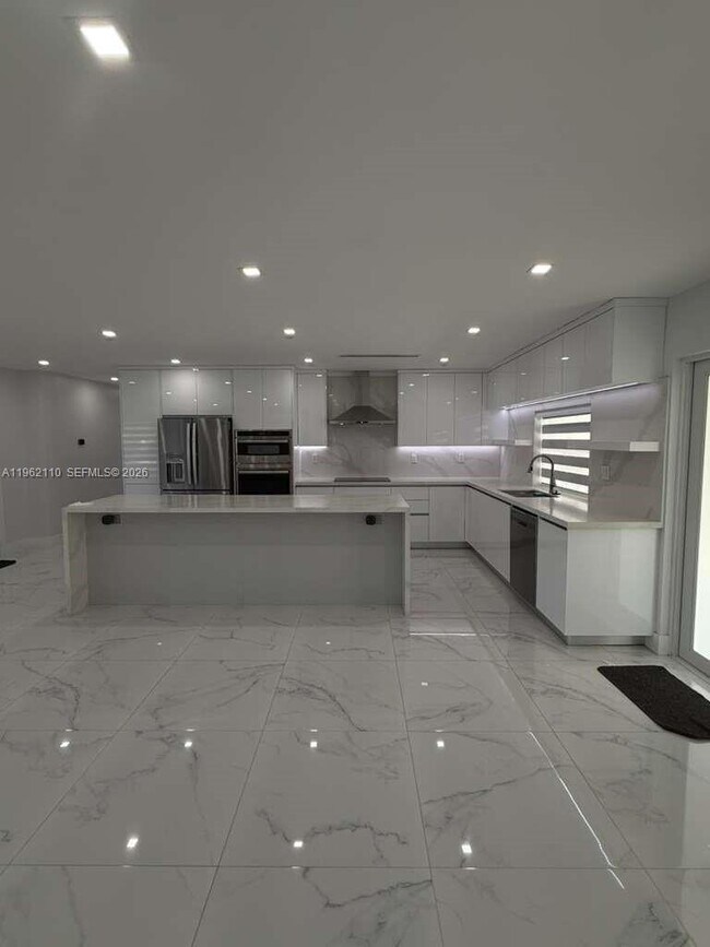 Building Photo - 19020 SW 91st Ave