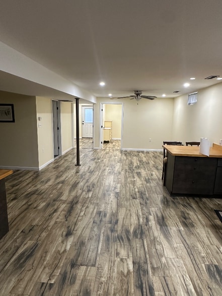 Primary Photo - 7351 Waldman Ave