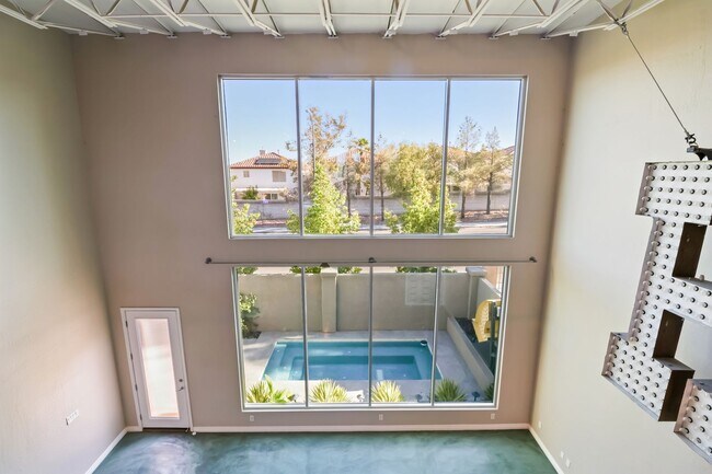 Building Photo - SW!!!  Pool!!! With jets!! Low Maintenance...