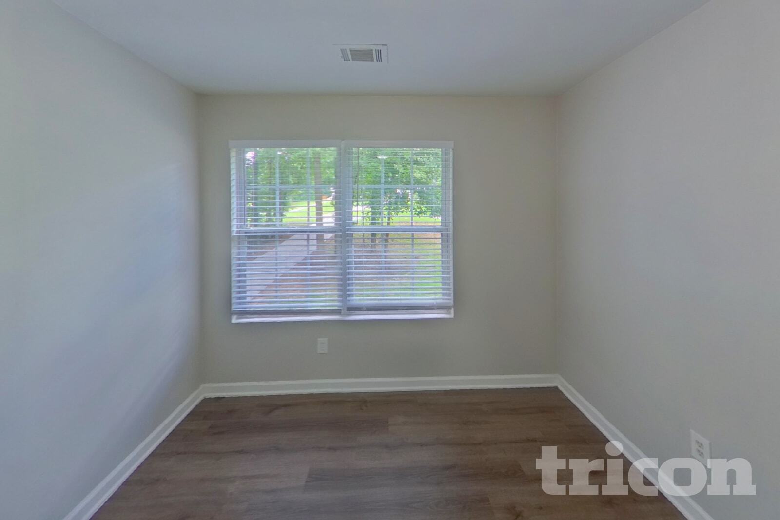Building Photo - 210 Signet Ct