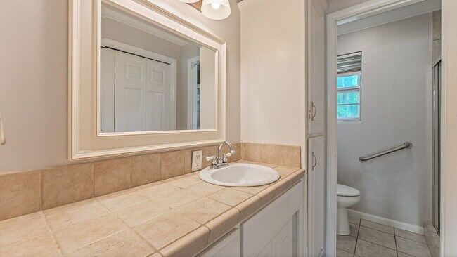 Building Photo - Cozy 3-Bedroom Home in a Great Location