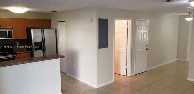Building Photo - 14116 SW 260th St