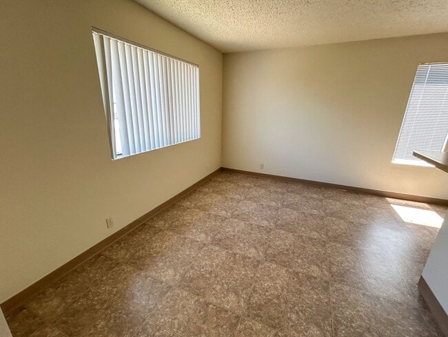 Building Photo - 951 Jamieson Ct