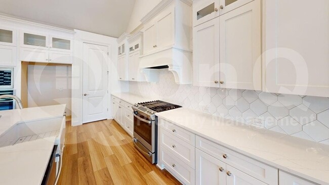 Building Photo - 8813 Creekhollow Ct
